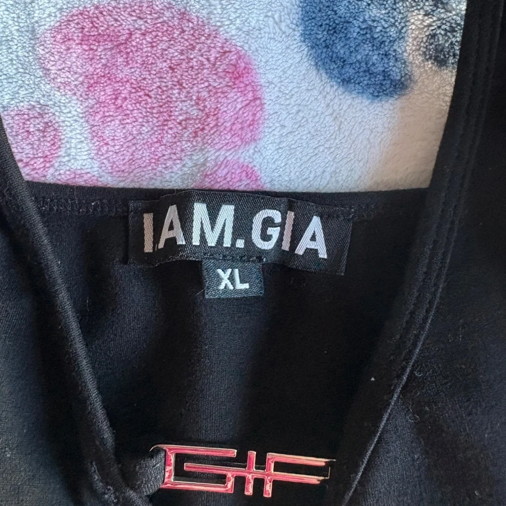 I.AM.GIA Lucid Black Top Size XL - Picture 2 of 4